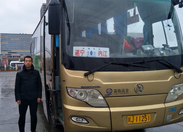 心系清静，，，，，，百万公里驾驶不言累     情系运输 ，，，，，，二十余载贡献不言悔