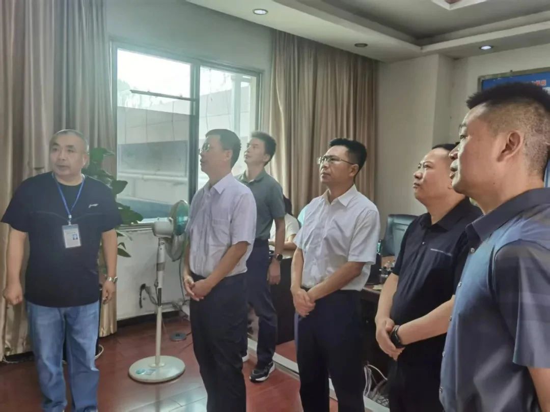 四川省交通运输厅副厅长胡洪波赴遂宁包保督导，，，，，筑牢汛期暑期运输清静防地